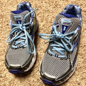 Brooks Running shoe Ravenna